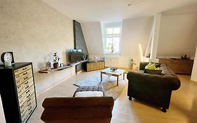 Atelierwohnung Mit Parkblick